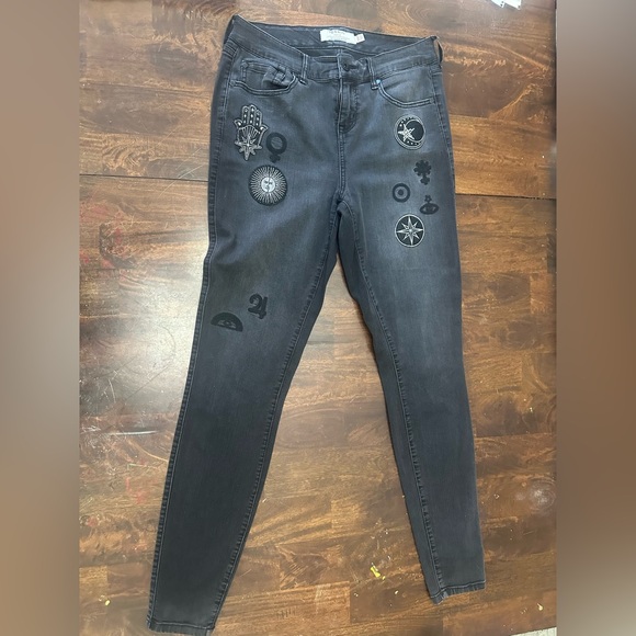 Torrid Skinny Jeans - Picture 2 of 6